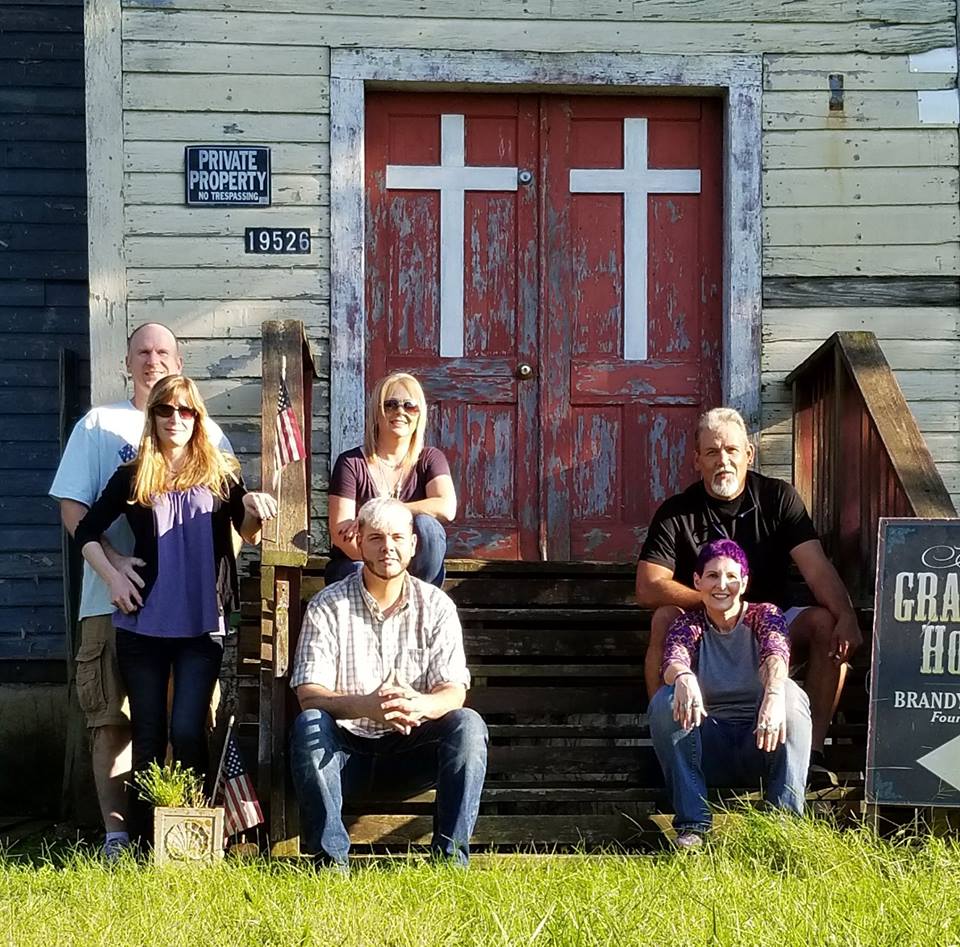 42834218_10217243181456798_3641170477801537536_n